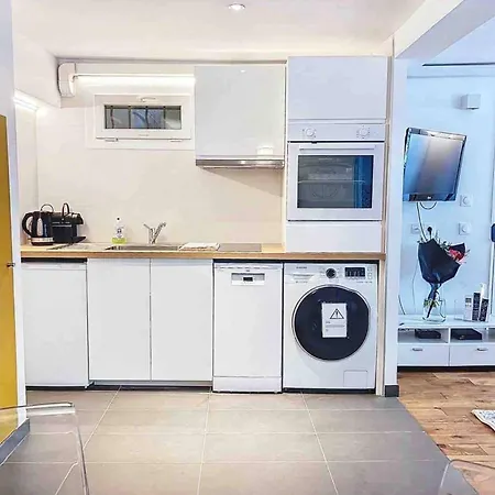 Daire 50m2 Rue Rambuteau/pompidou/marais/hotel De Paris