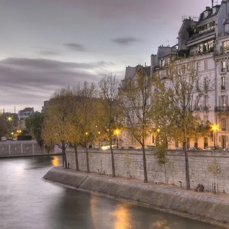 50m2 Rue Rambuteau/pompidou/marais/hotel De Apartment